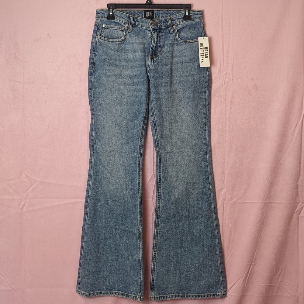 BDG Urban Outfitters Light Wash Flare Jeans size 28